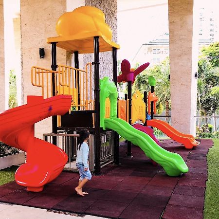 The Peak Towers Pattaya Appartement Buitenkant foto